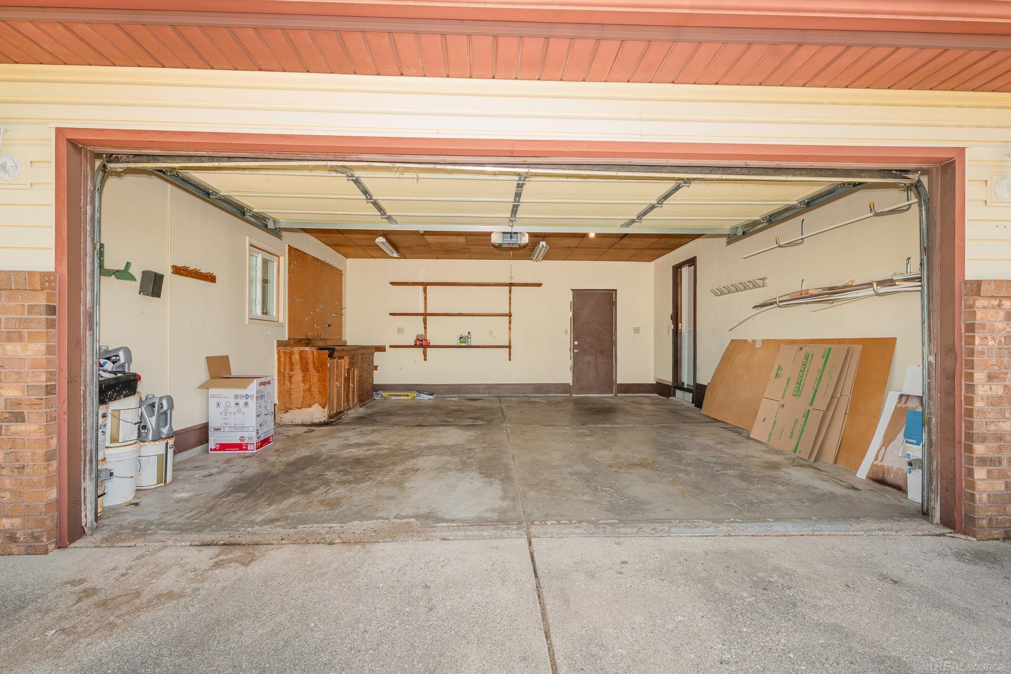 12085 Ulmer Road Birch Run, MI 48415 - Photo 21 of 25 50188920-9d2cd318-0dfe-46e5-9042-83d6e57e75f2.JPG