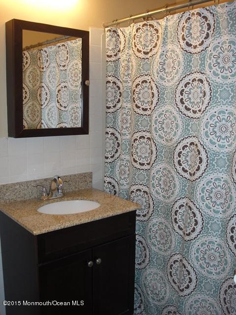 28 Riverside Avenue, Unit 5F Red Bank, NJ 07701 - Photo 11 of 14 BATH