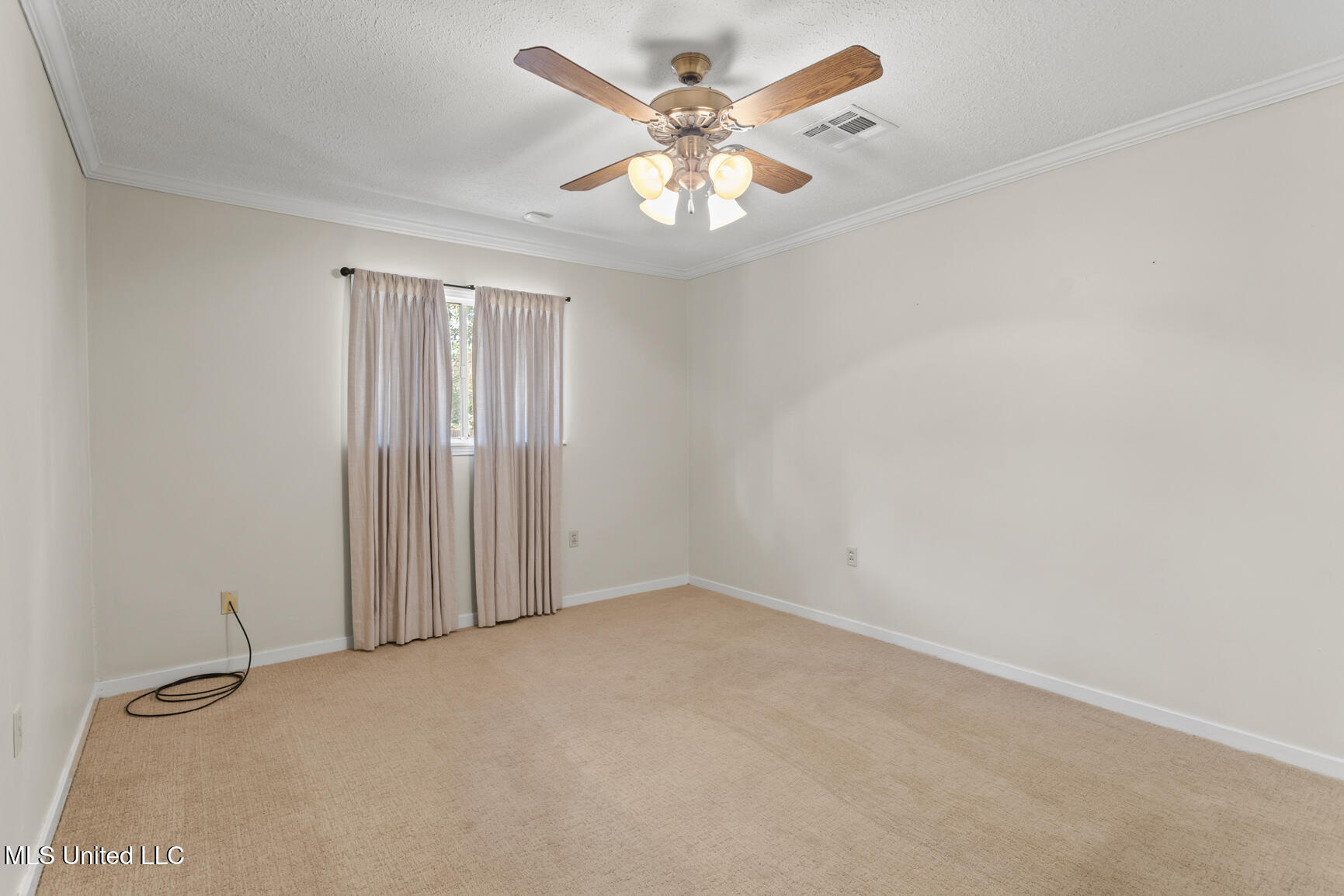 4606 Nottingham Road Jackson, MS 39211 - Photo 15 of 30 Primary bedroom