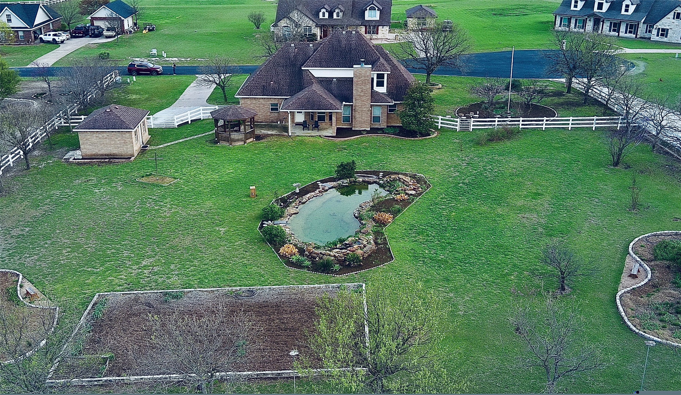 202 High Point Way Georgetown, TX 78626 - Photo 34 of 39