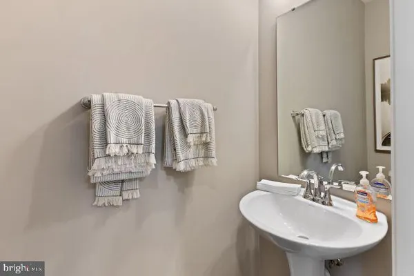 $643,115 | 20102 Regent Circle, Hagerstown, MD 21742