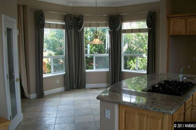 2473 Range View Court Reno, NV 89519 - Photo 4 of 13 Photo 4