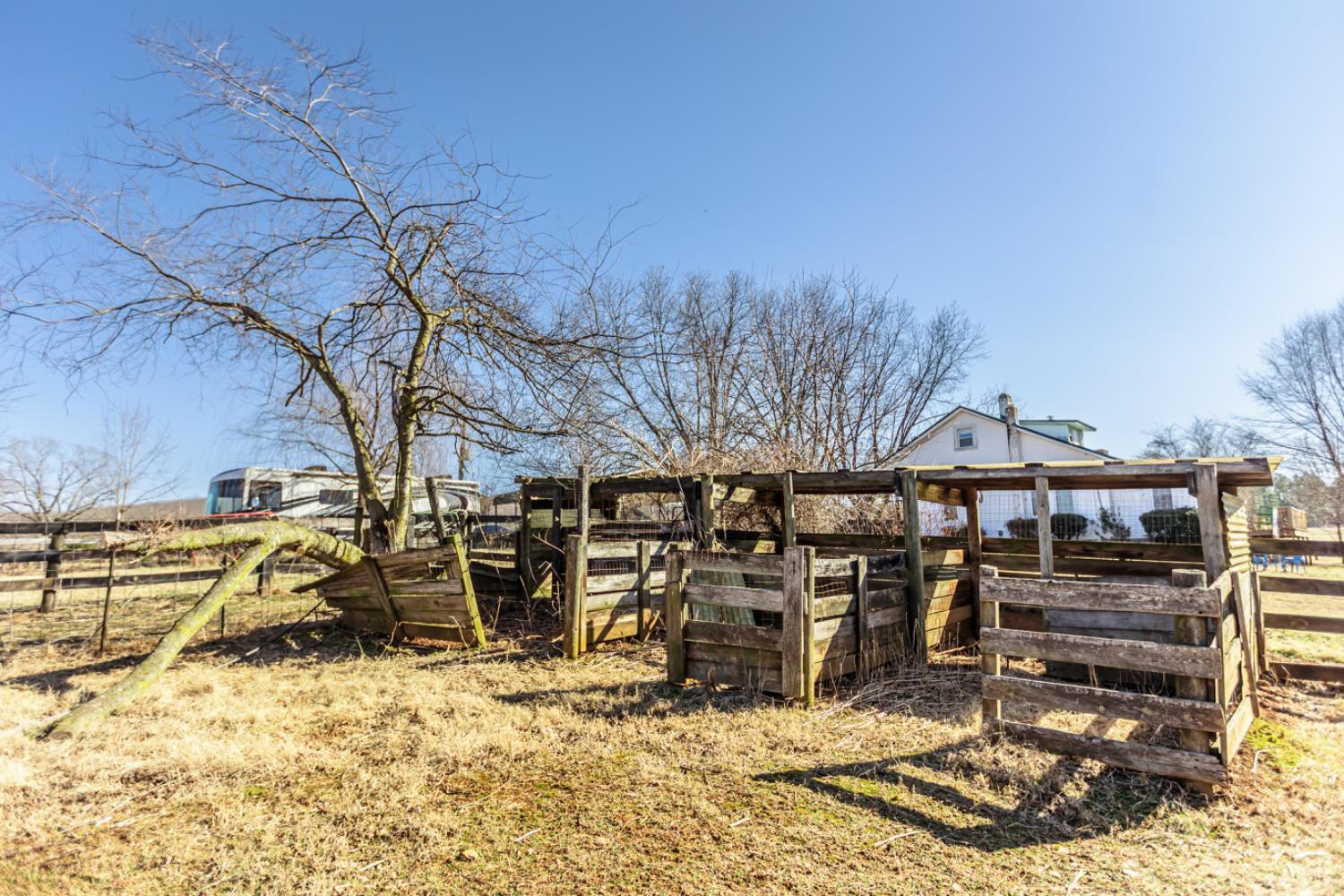 801 Purdum Mill Road Appomattox, VA 24522 - Photo 50 of 68 a view of a chairs and table in the patio