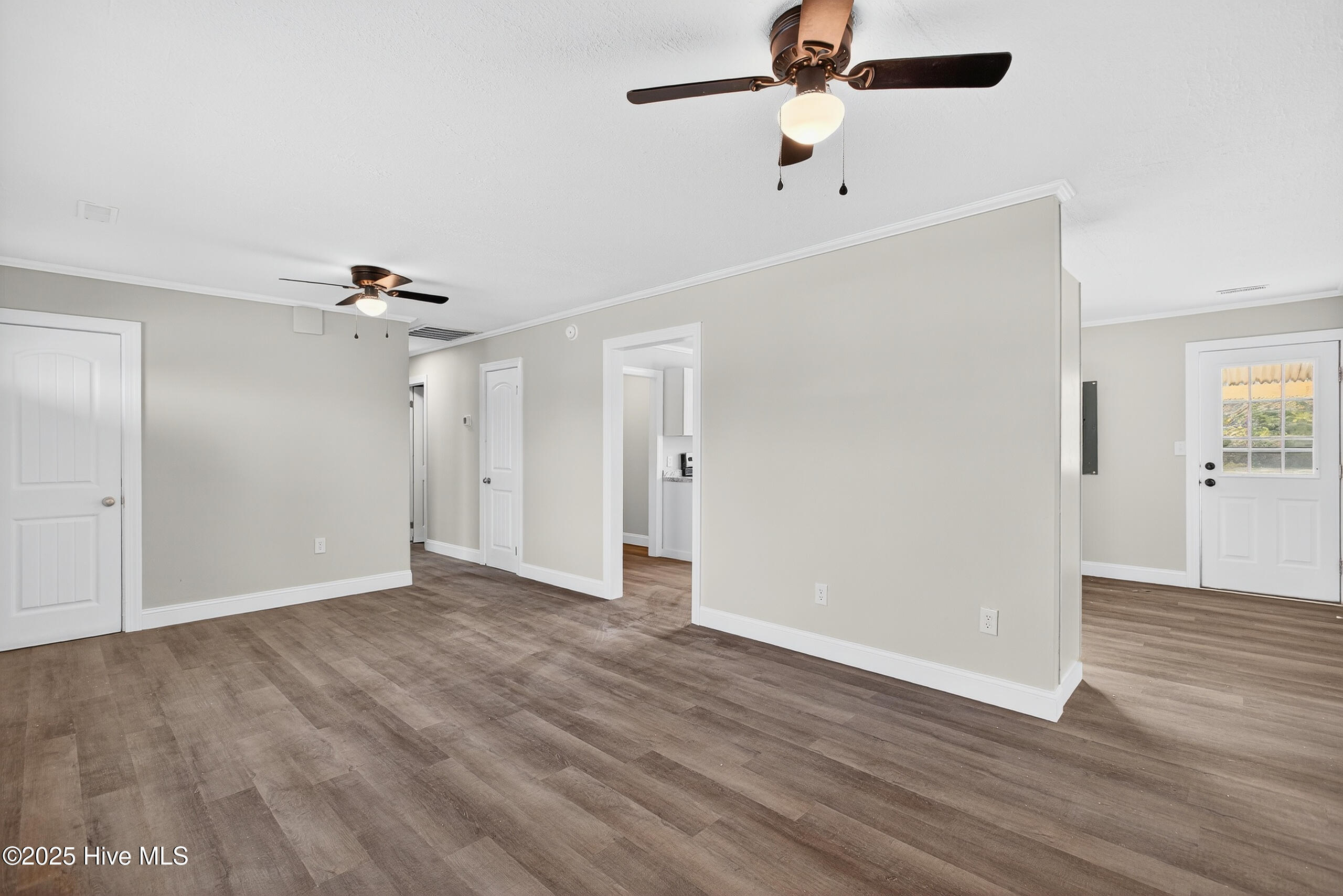 149 Ash Court Hubert, NC 28539 - Photo 6 of 37 06