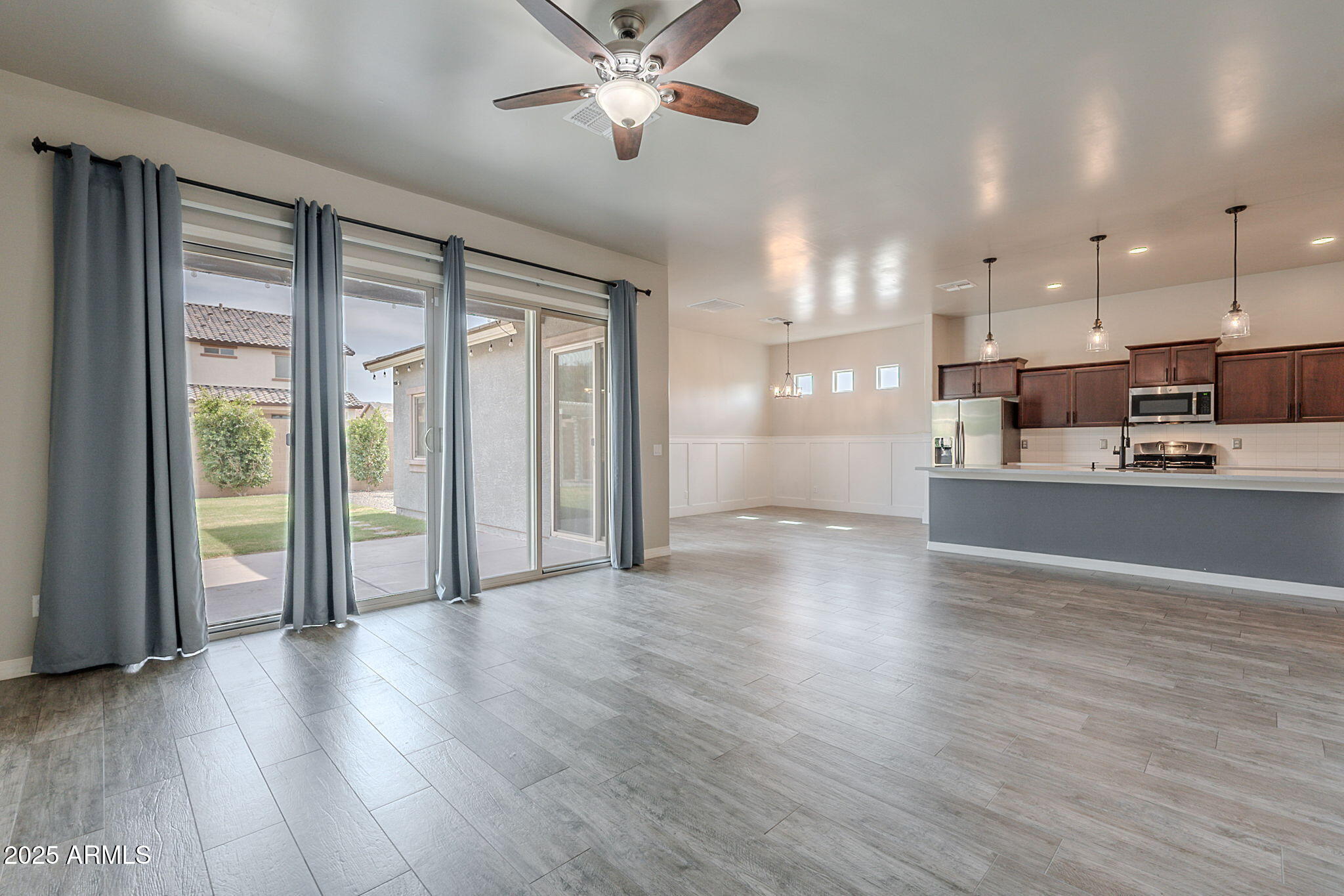 809 West Coles Road Phoenix, AZ 85041 - Photo 8 of 22 Gallery Image 8