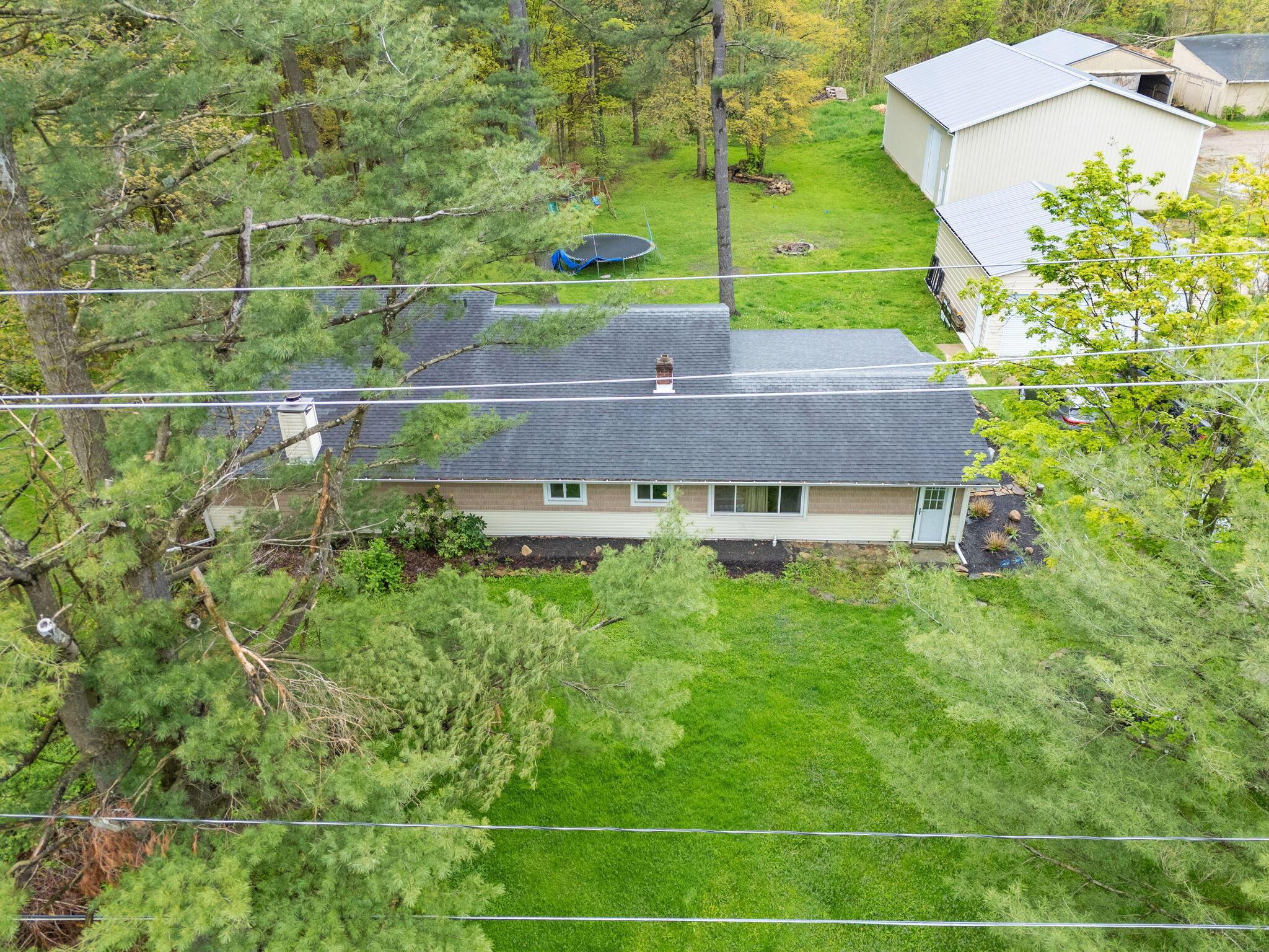 6810 Barrett Road Geneva, OH 44041 - Photo 4 of 78 3-web-or-mls-DJI_20250508140050_0465_D