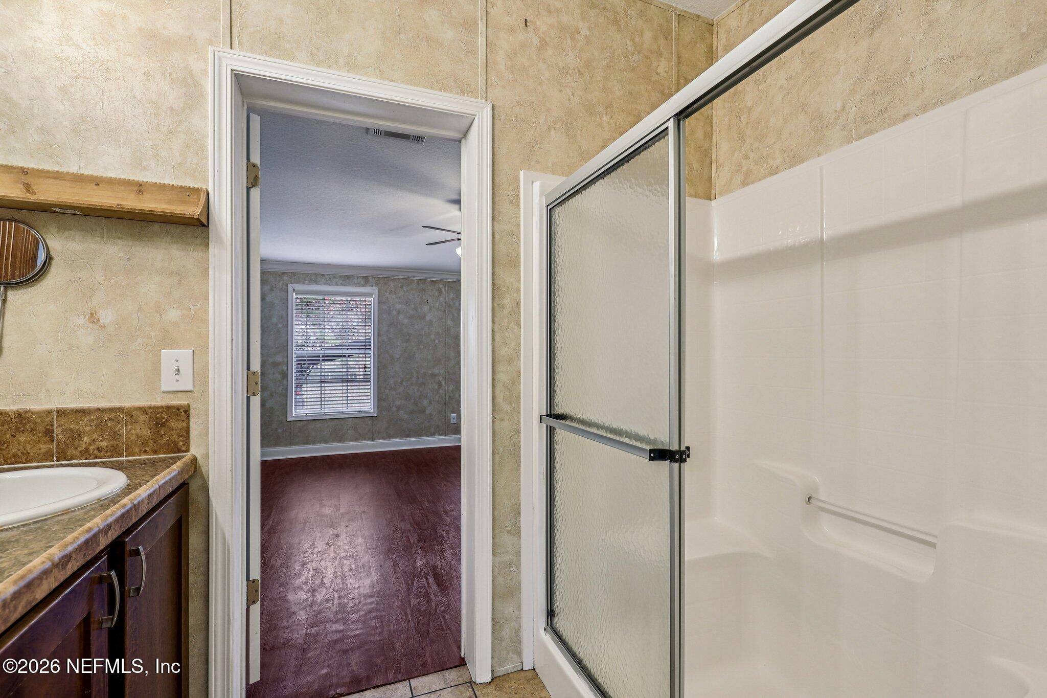 13725 Webb Road Jacksonville, FL 32218 - Photo 29 of 61 Primary Bathroom