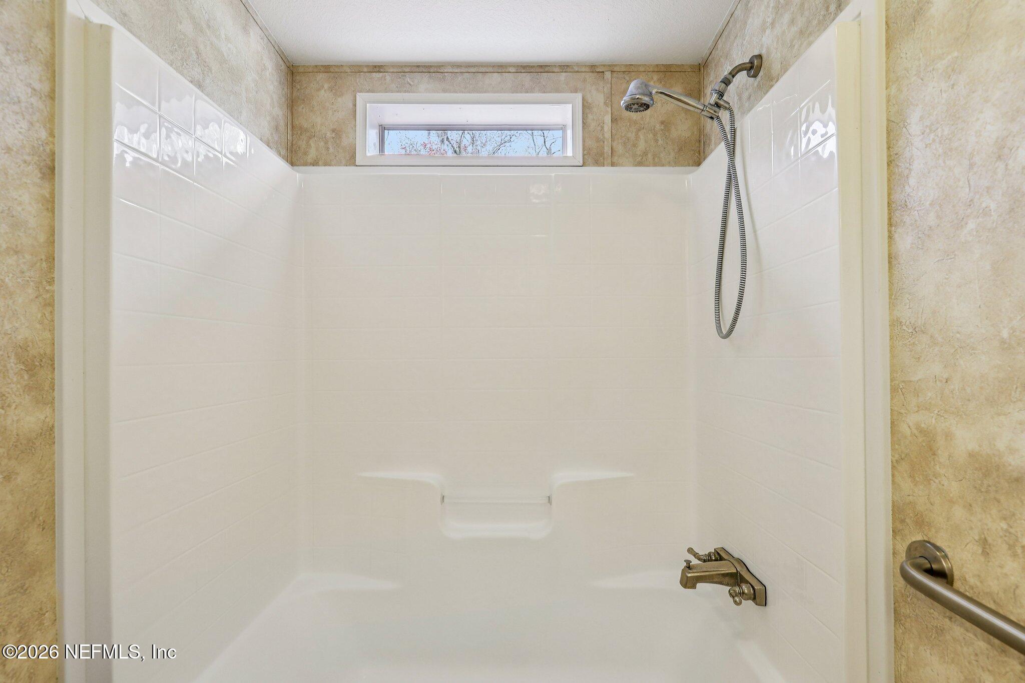 13725 Webb Road Jacksonville, FL 32218 - Photo 35 of 61 a view of bathroom