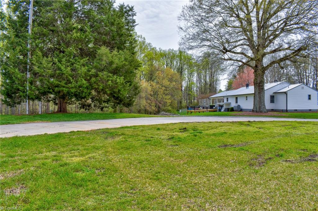 524 Frye Bridge Road Clemmons, NC 27012 - Photo 35 of 39 Gallery Image 35