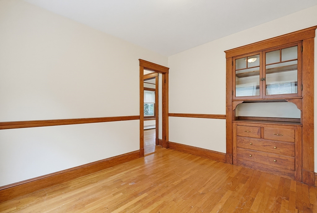1096 Main Street, Unit 3 Waltham, MA 02453 - Photo 9 of 30