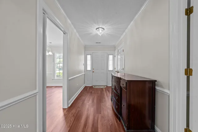 $275,000 | 825 Westminster Lane, Kinston, NC 28501