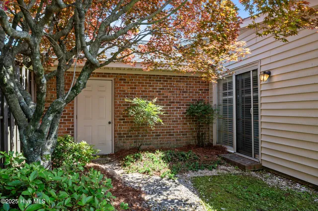 $275,000 | 825 Westminster Lane, Kinston, NC 28501