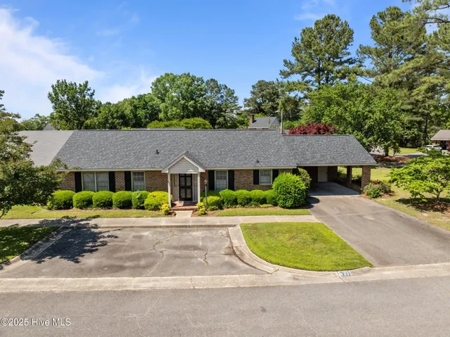 $275,000 | 825 Westminster Lane, Kinston, NC 28501