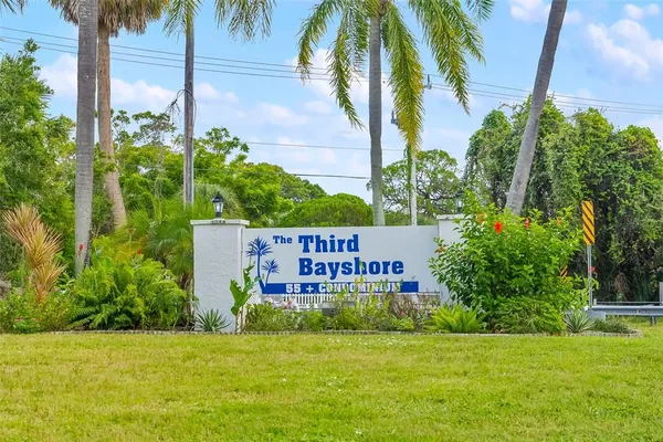 $70,000 | 2053 Canal Drive, Unit L3, Bradenton, FL 34207