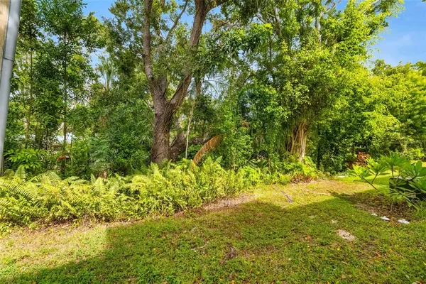 $70,000 | 2053 Canal Drive, Unit L3, Bradenton, FL 34207