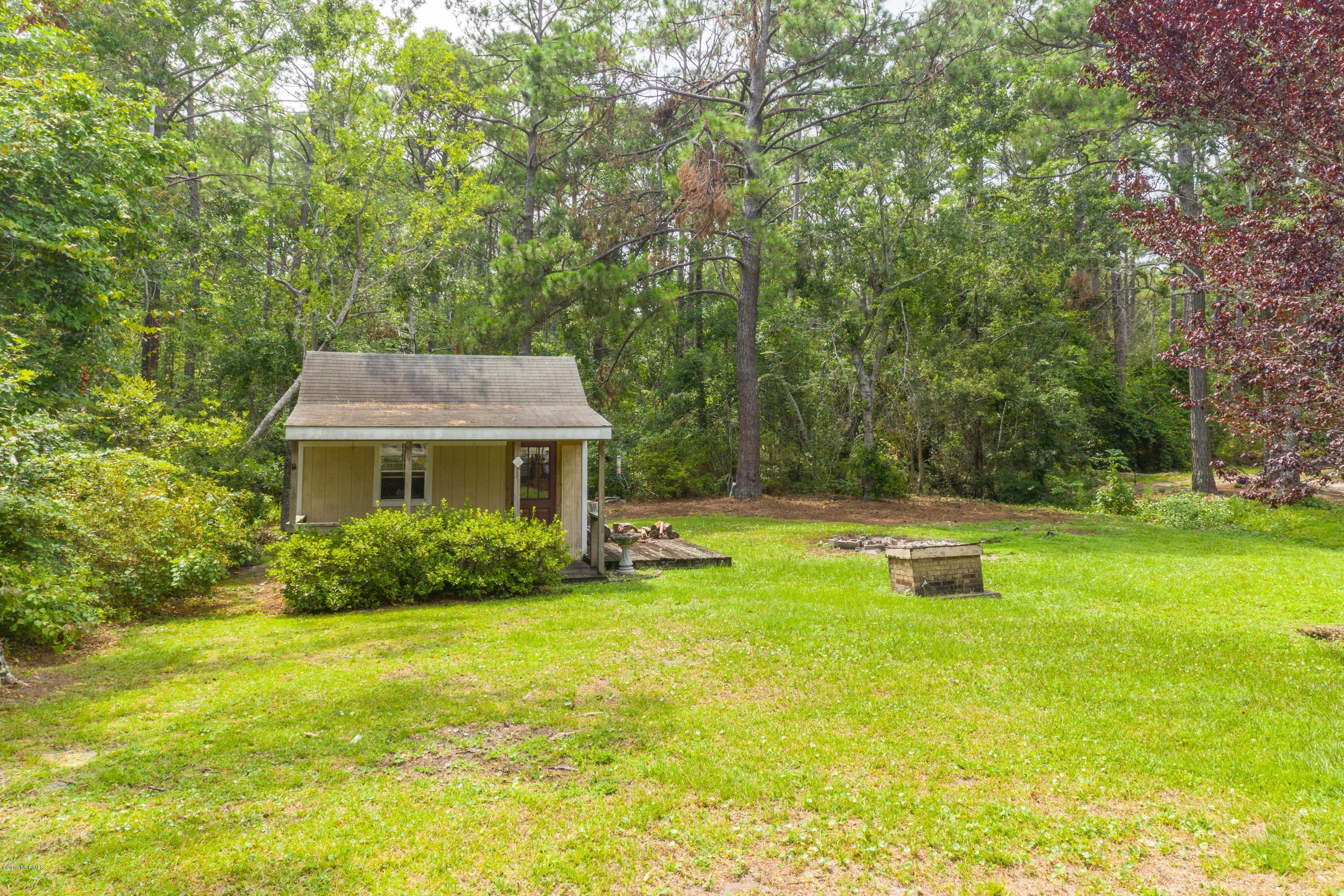 410 Hardy Road Newport, NC 28570 - Photo 29 of 40 410 Hardy Rd-9