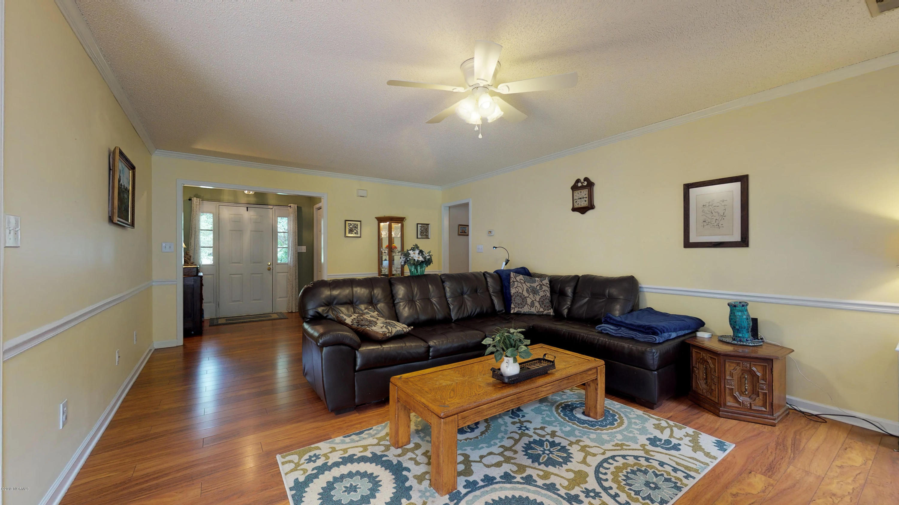 410 Hardy Road Newport, NC 28570 - Photo 3 of 40 Living Room Looking to Front Entry