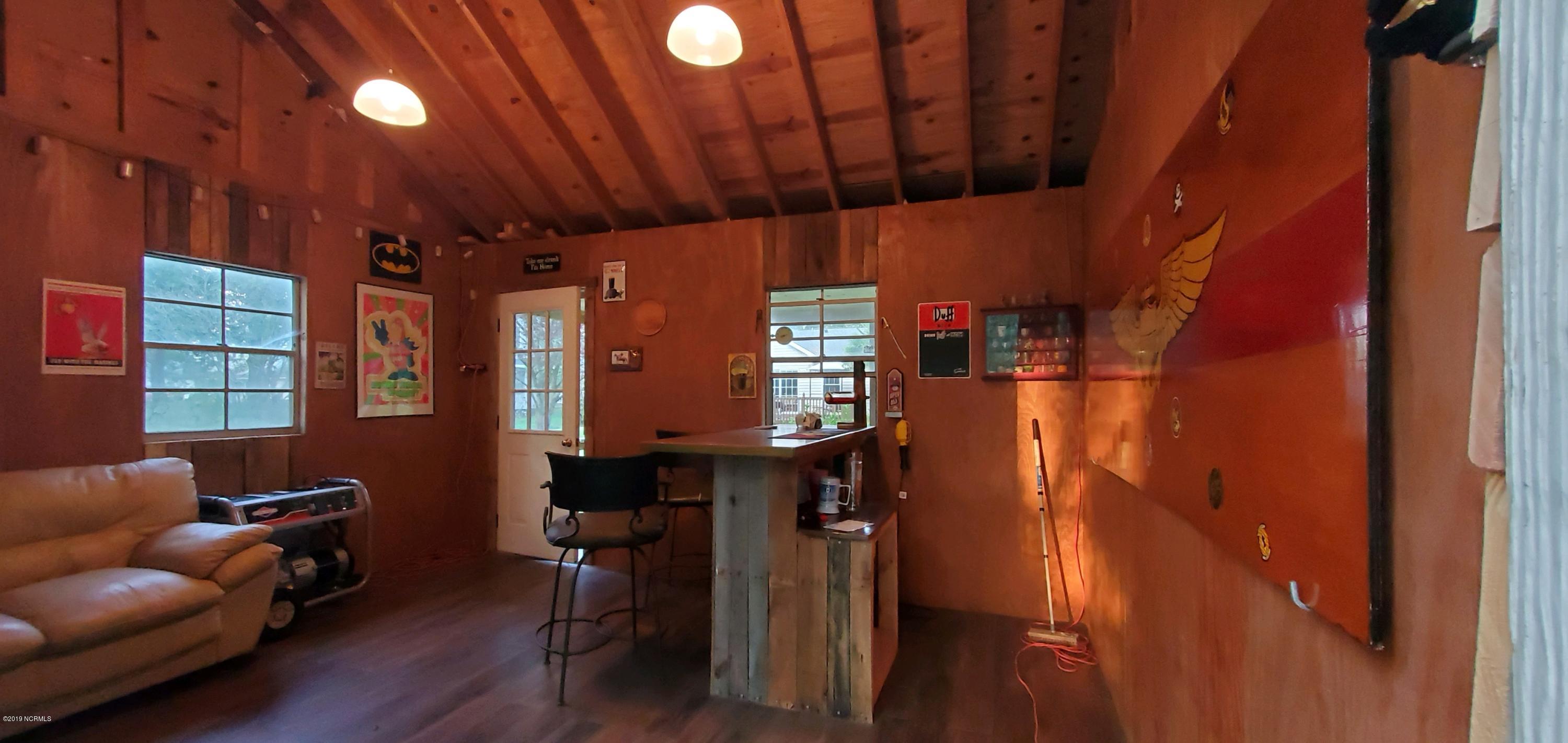 410 Hardy Road Newport, NC 28570 - Photo 39 of 40 Man Cave 1