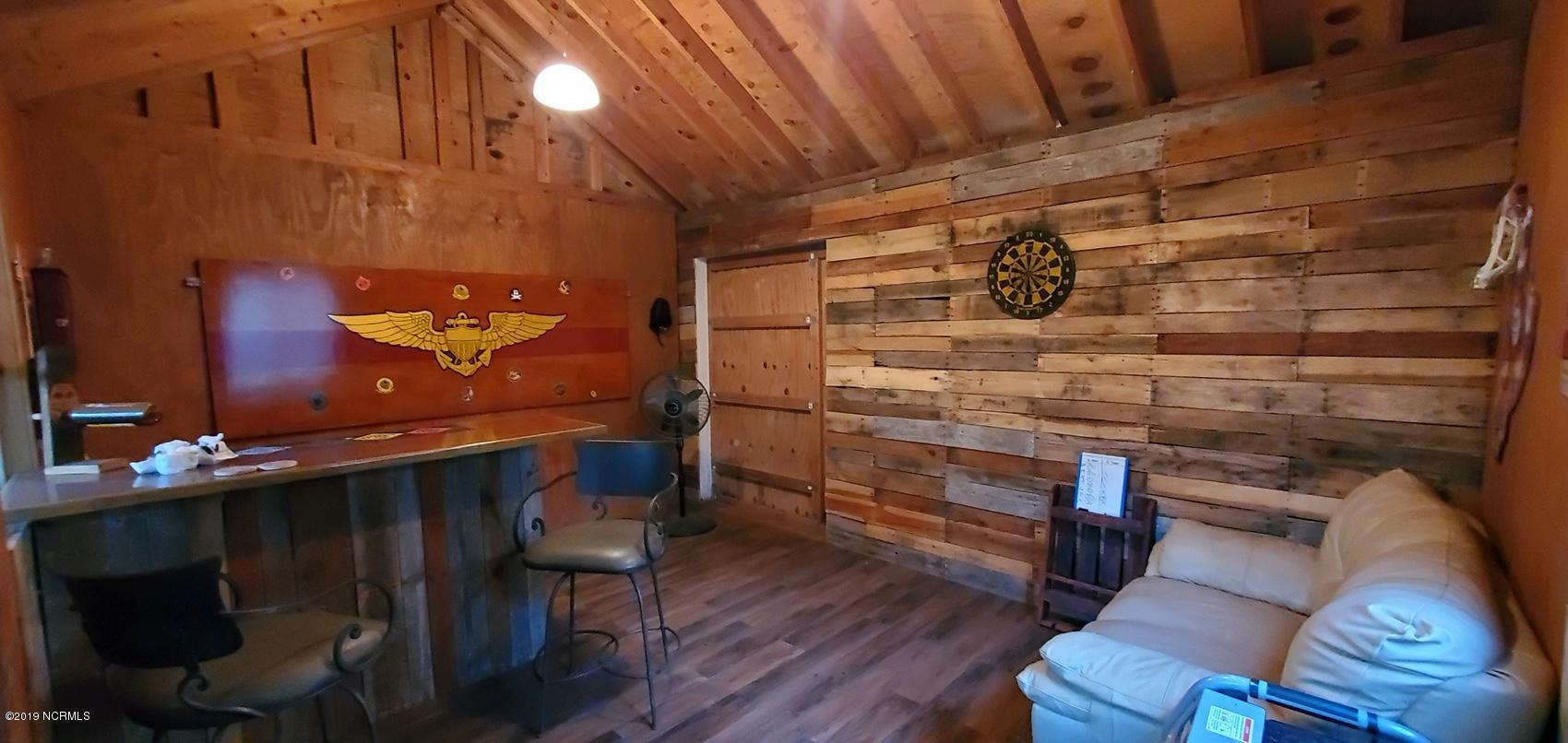 410 Hardy Road Newport, NC 28570 - Photo 40 of 40 Man Cave 2