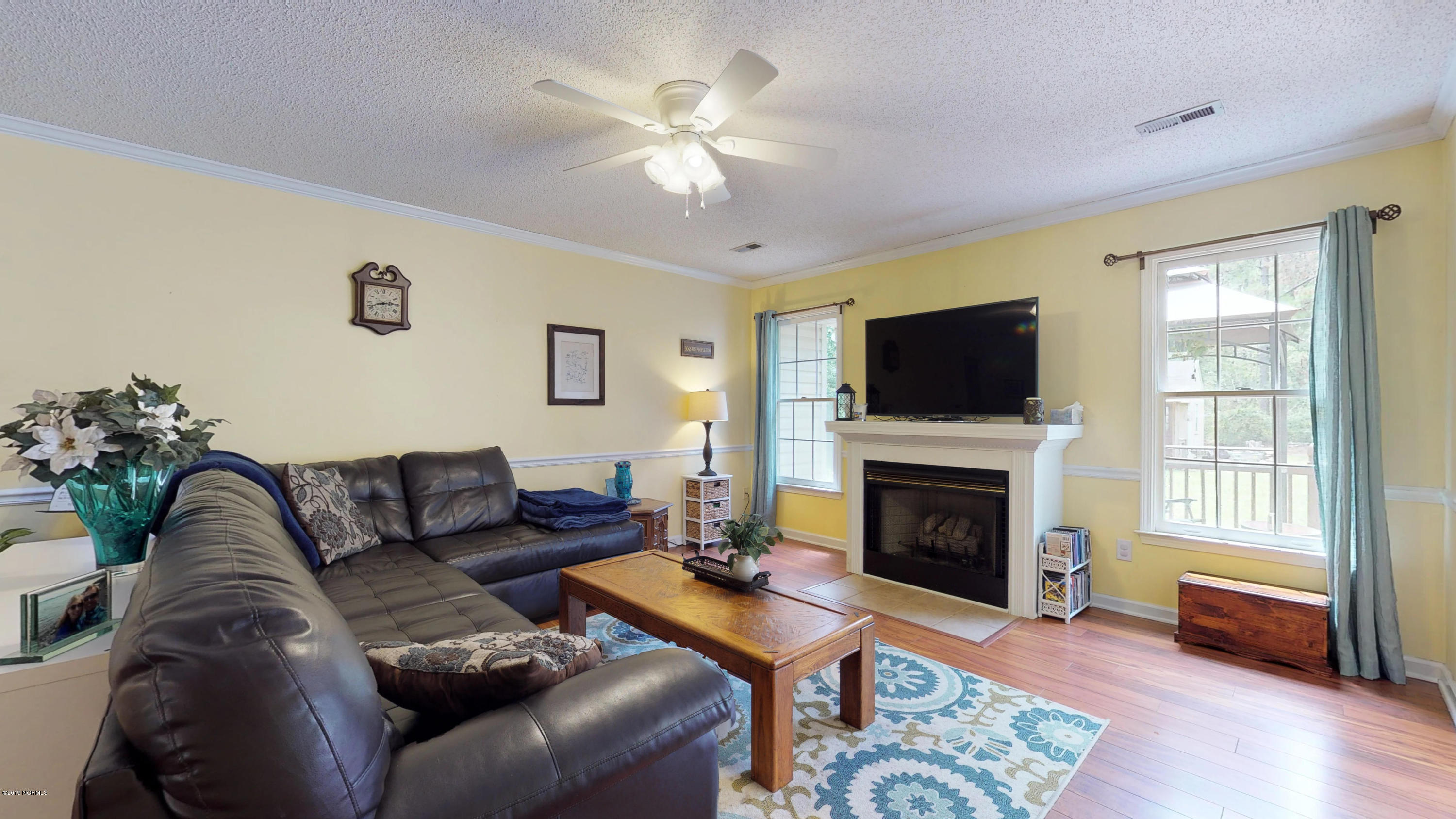 410 Hardy Road Newport, NC 28570 - Photo 6 of 40 410 Hardy Rd-22