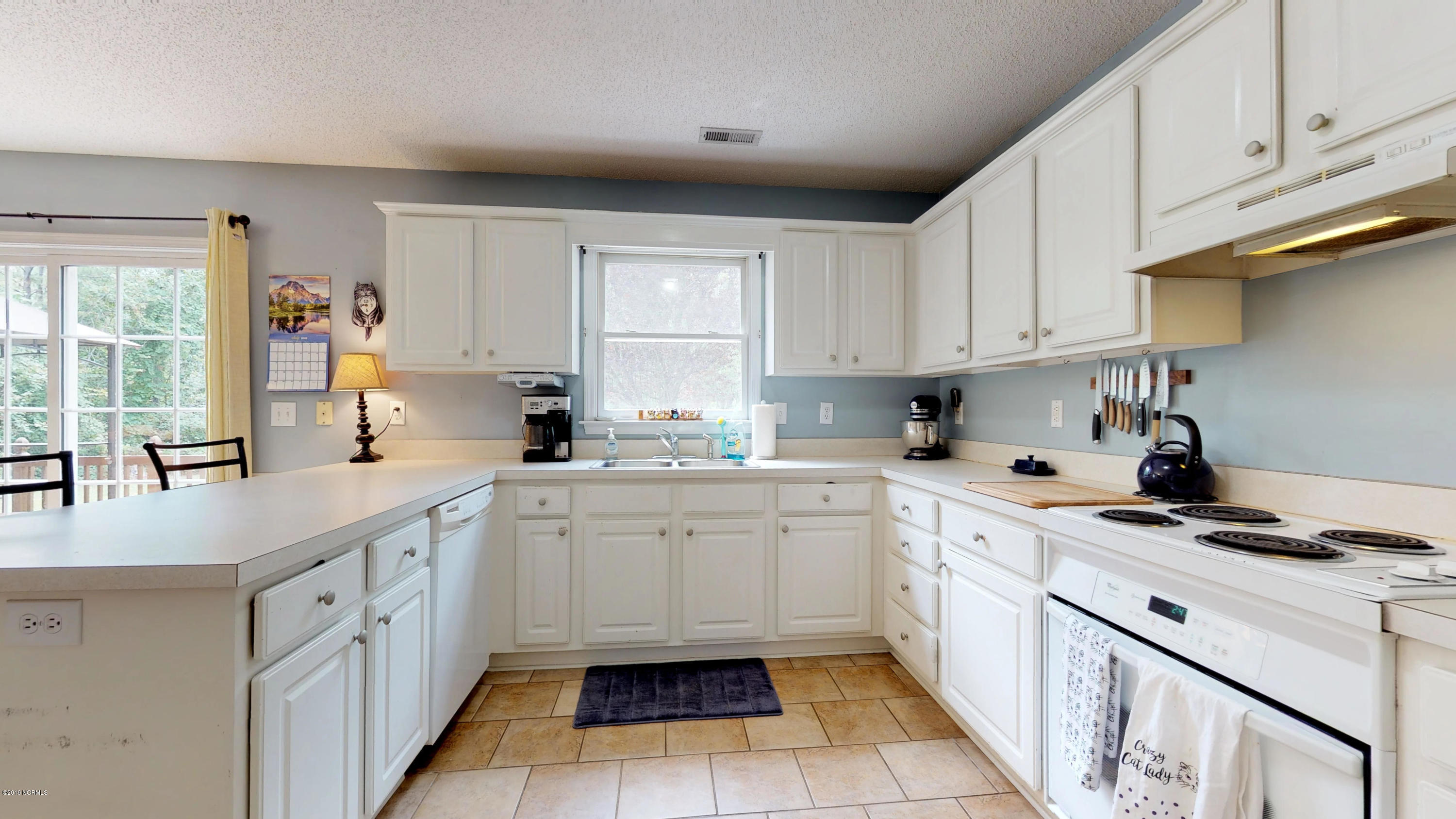 410 Hardy Road Newport, NC 28570 - Photo 10 of 40 410 Hardy Rd-28