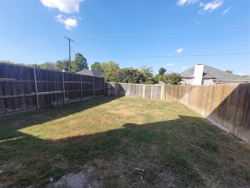244 Wyndham Meadows Way Wylie, TX 75098 - Photo 11 of 12 a view of a backyard