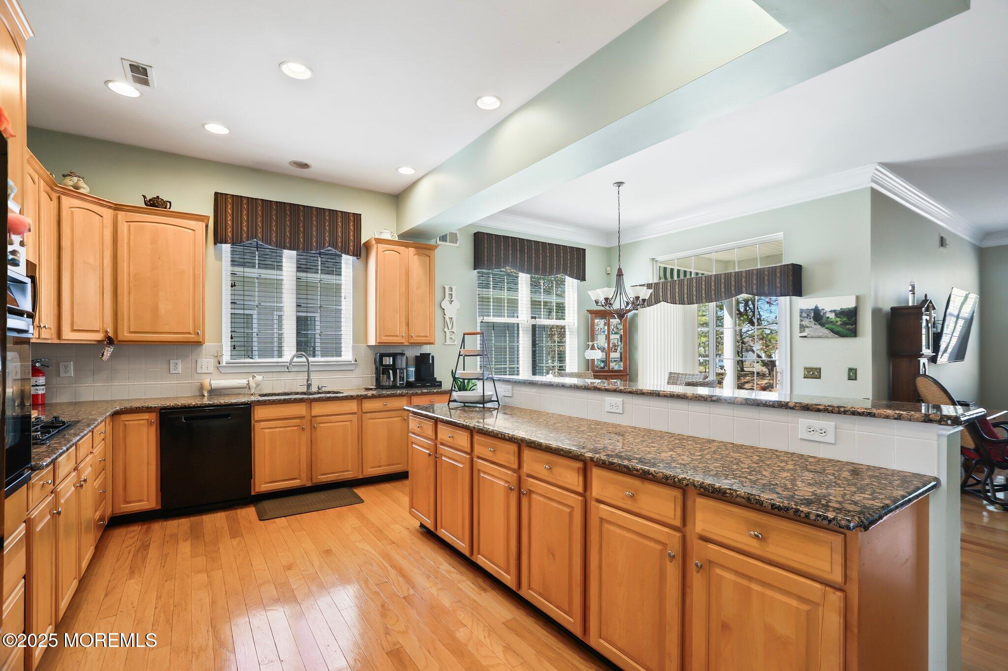 28 Inverness Lane Jackson, NJ 08527 - Photo 8 of 22 Kitchen Island