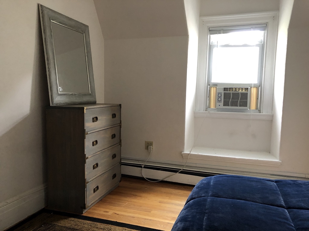 318 Tappan Street, Unit 3 Brookline, MA 02445 - Photo 10 of 16