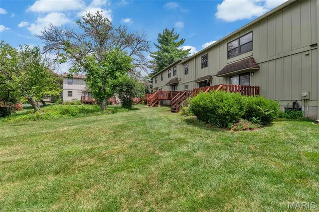 $2,100 | 13351 Hiddencrest Lane, Ballwin, MO 63021