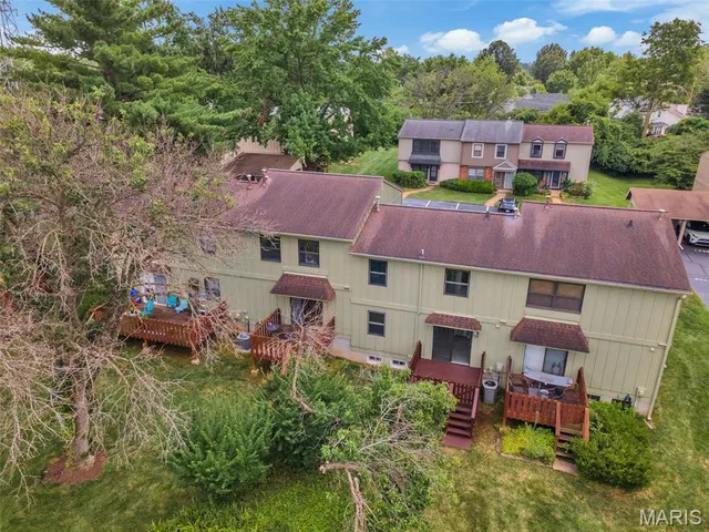 $2,100 | 13351 Hiddencrest Lane, Ballwin, MO 63021