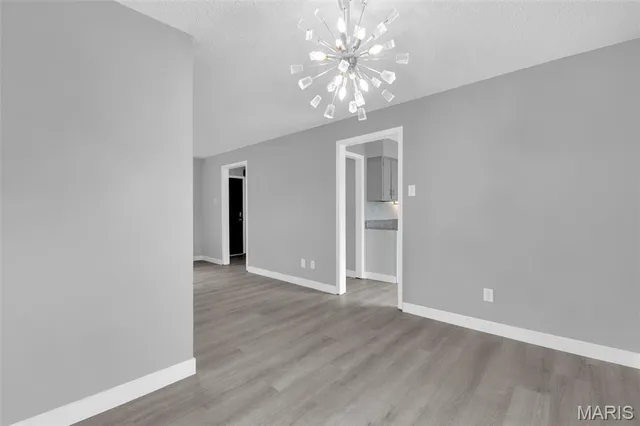 $2,100 | 13351 Hiddencrest Lane, Ballwin, MO 63021