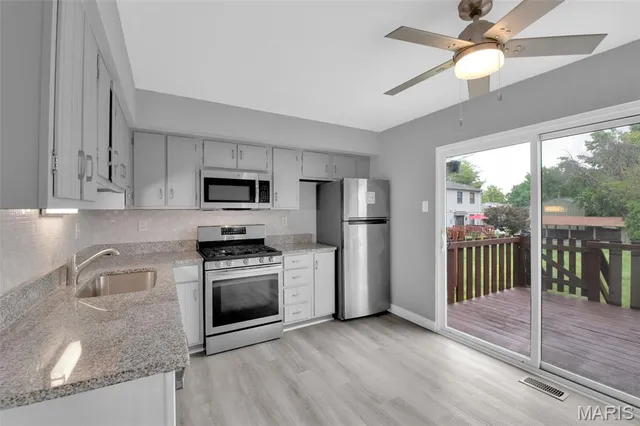 $2,100 | 13351 Hiddencrest Lane, Ballwin, MO 63021