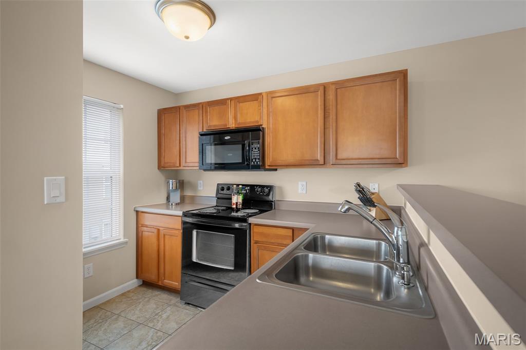9202 Spring Creek Lane O'Fallon, MO 63368 - Photo 17 of 32