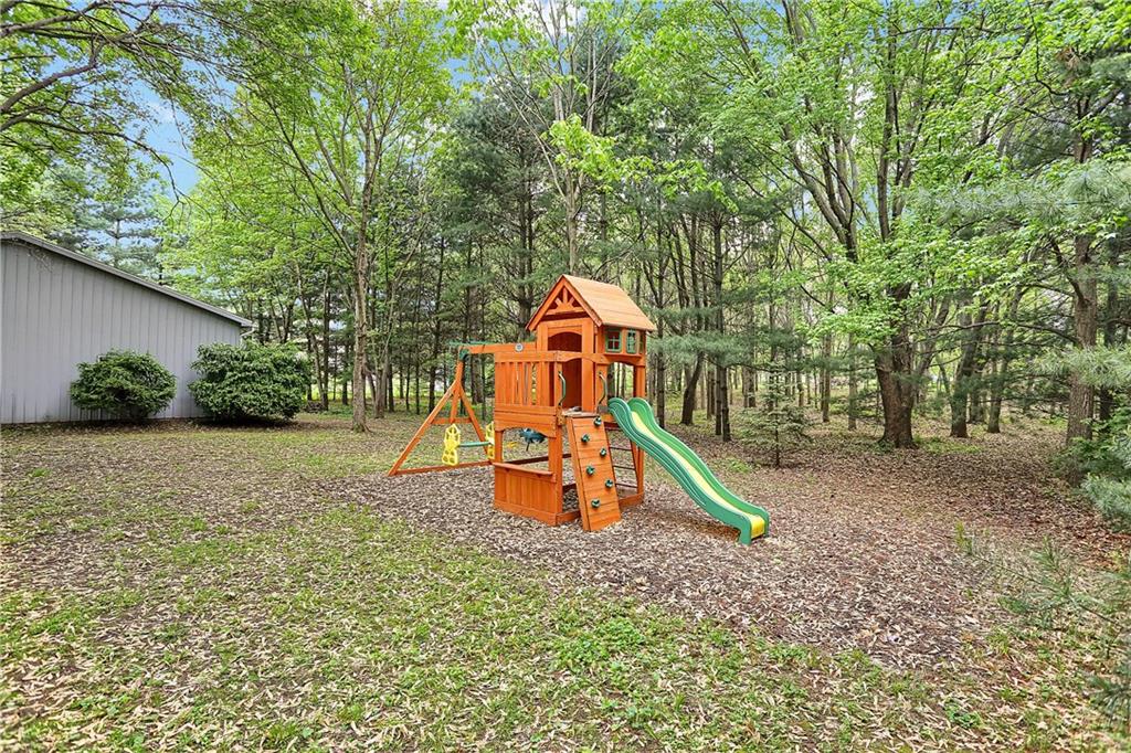 202 North Bluff Road Greenwood, IN 46142 - Photo 40 of 47 Gallery Image 40