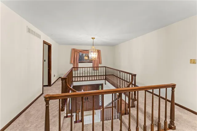 a view of entryway with a window