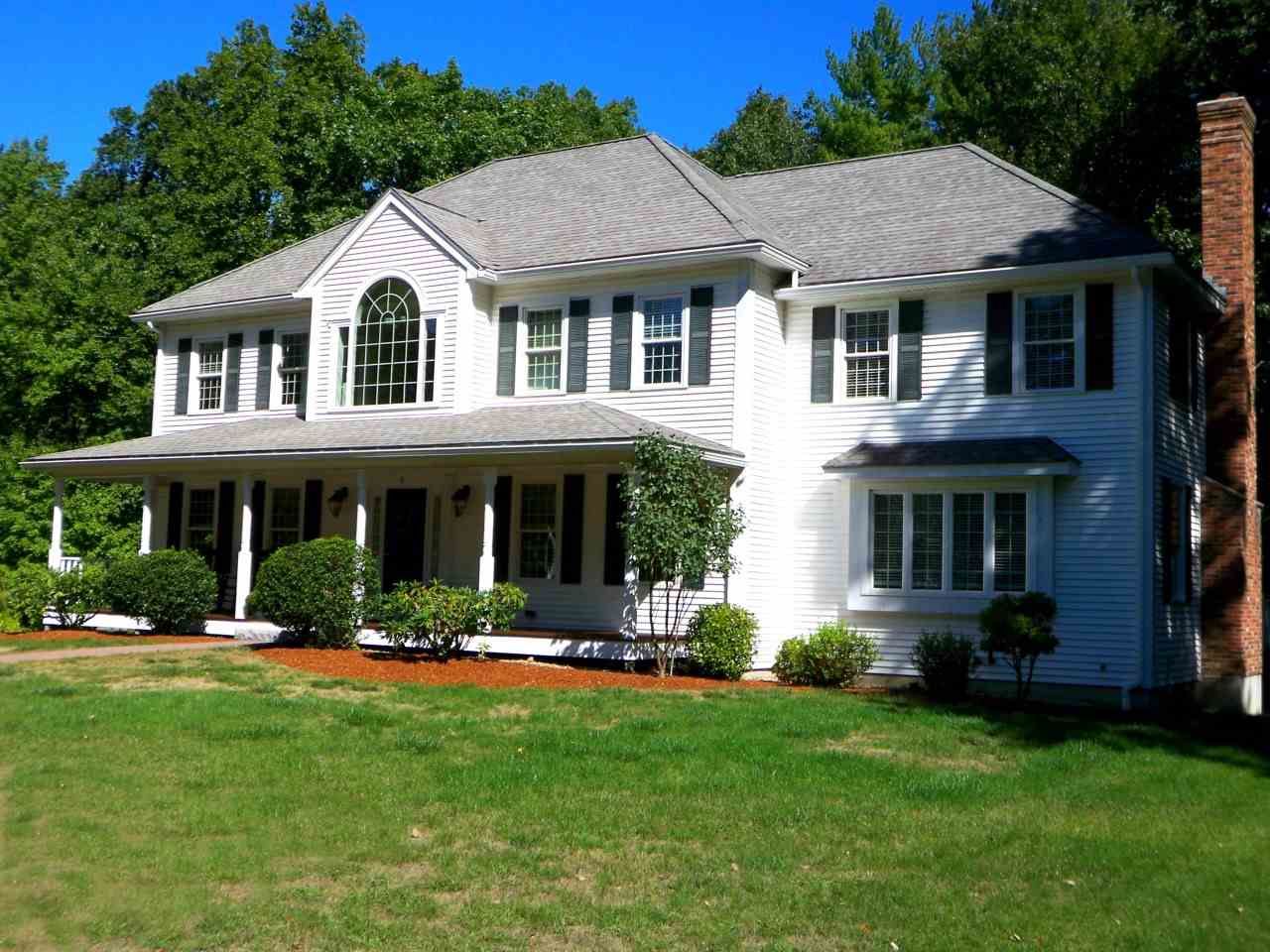 8 Windmill Lane Atkinson, NH 03811 - Photo 1 of 32 Gallery Image 1