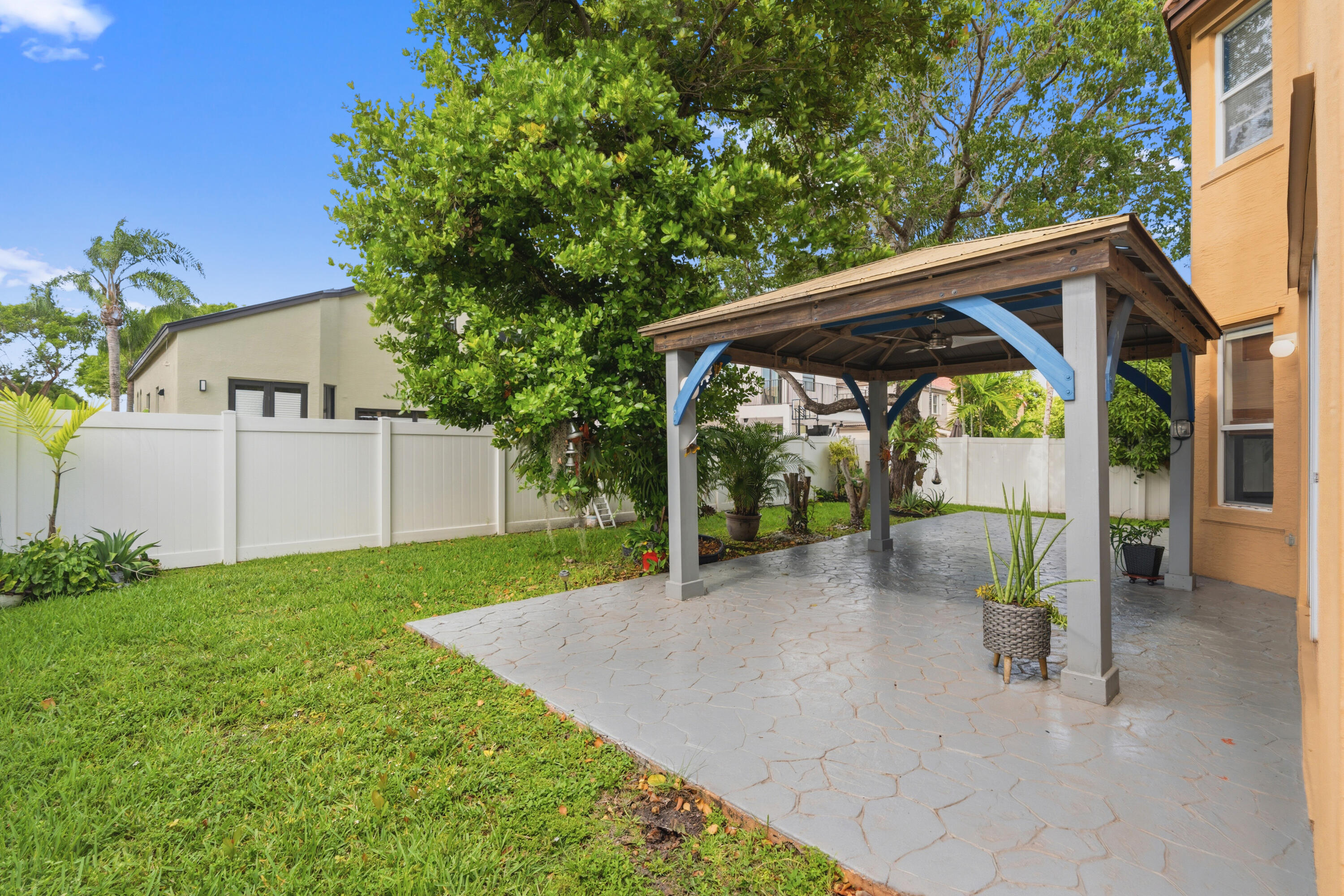 15744 Southwest 53rd Court Miramar, FL 33027 - Photo 35 of 56 DSC01643