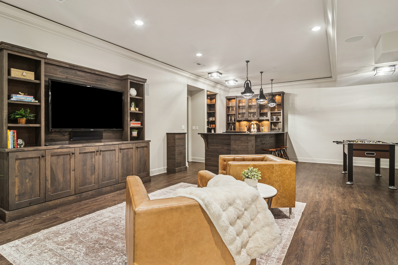 636 South Division Street Barrington, IL 60010 - Photo 46 of 61 a living room with furniture and a flat screen tv