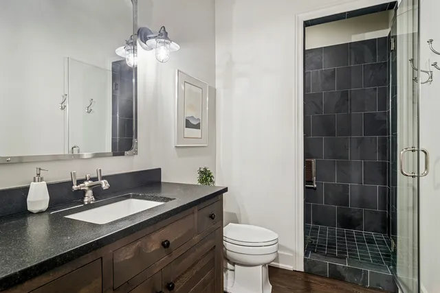 $2,150,000 | 636 South Division Street, Barrington, IL 60010