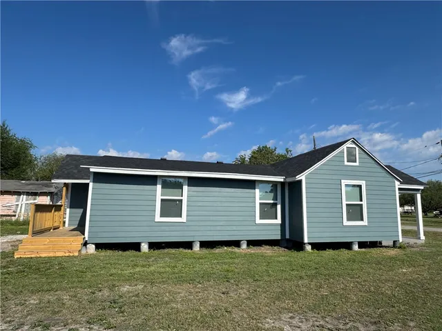 a backyard of a house