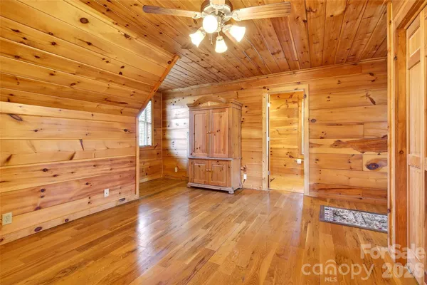 $521,000 | 28 Outback Trail, Nebo, NC 28761