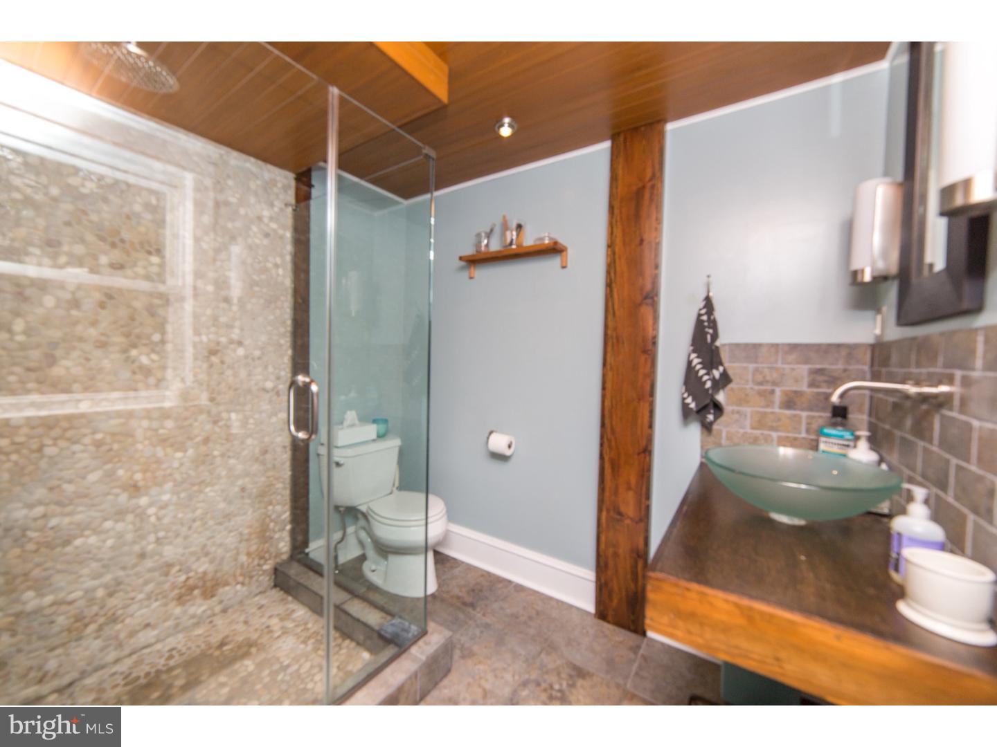 22 North Trooper Road Norristown, PA 19403 - Photo 13 of 25 Bathroom
