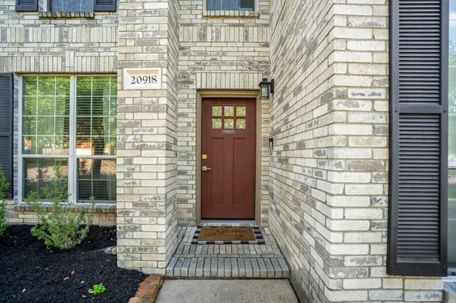 $395,000 | 20918 Imperial Ridge Lane, Spring, TX 77379