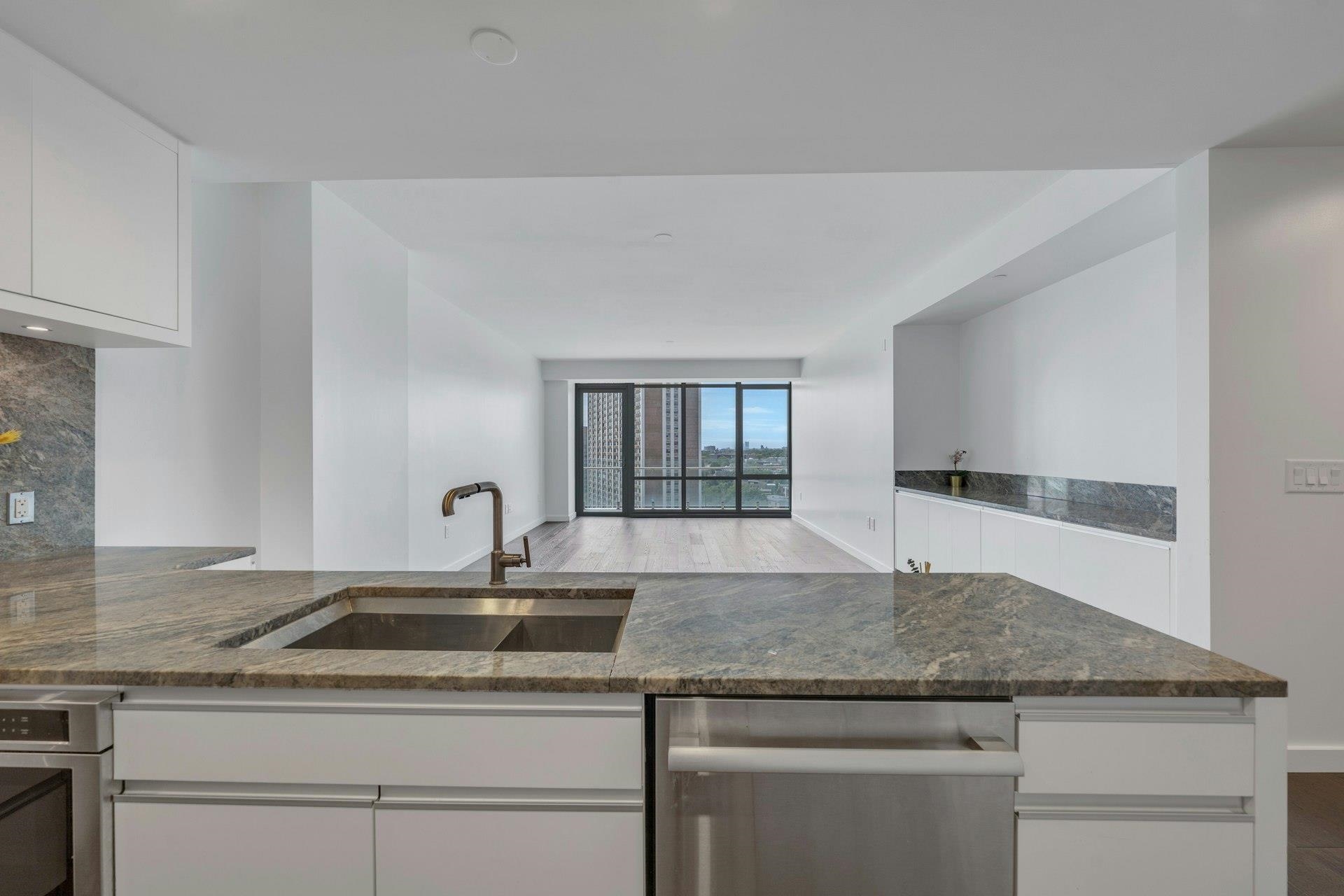 320 Adolphus Avenue, Unit 1009 Cliffside Park, NJ 07010 - Photo 12 of 43