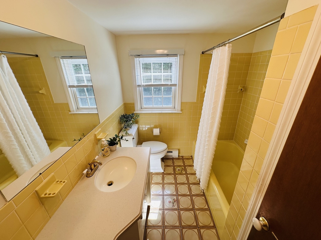1193 Amostown Road West Springfield, MA 01089 - Photo 25 of 35 Gallery Image 25