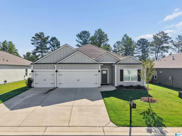 $379,900 | 491 Stage Coach Boulevard, Kimberly, AL 35091