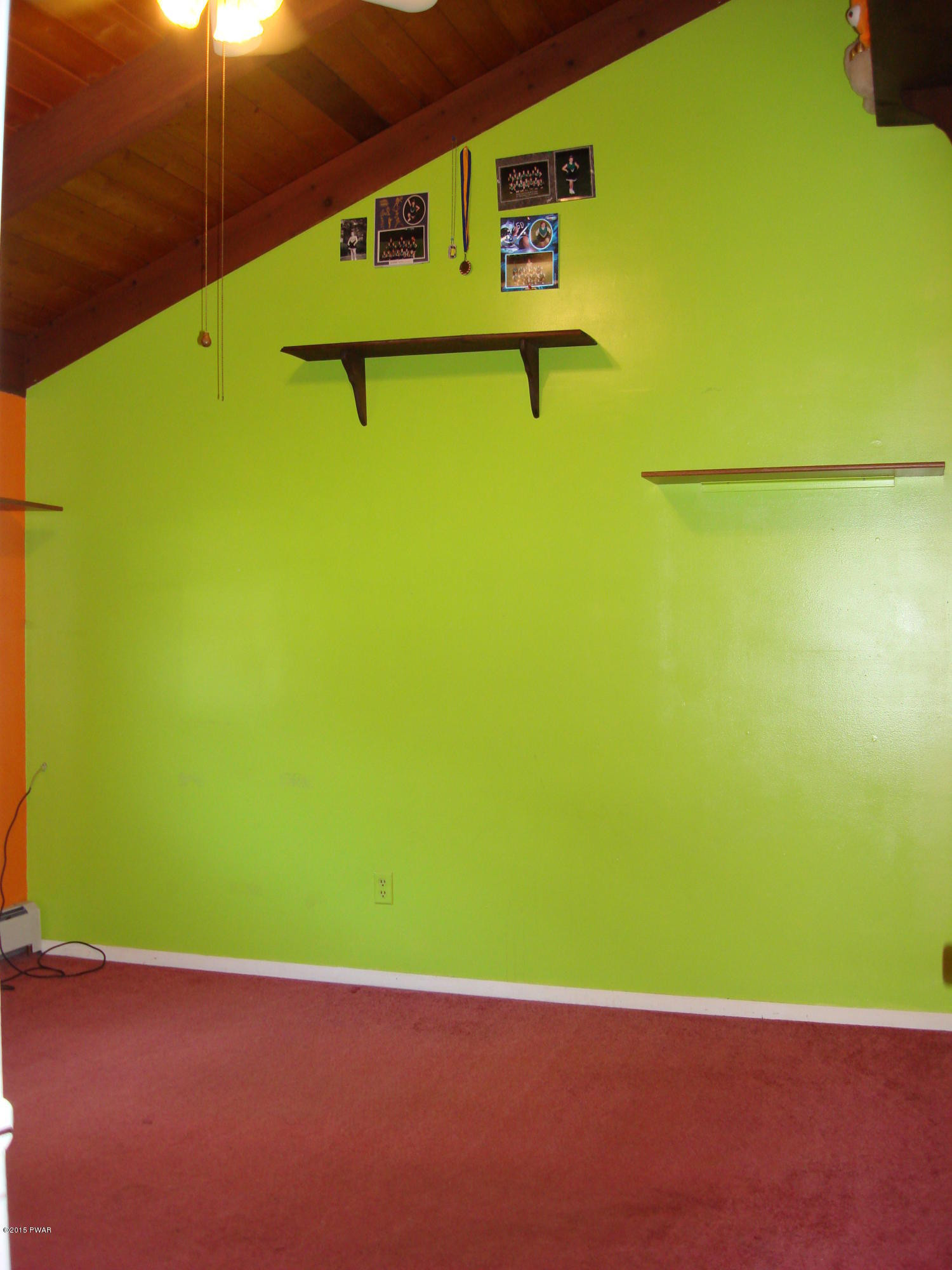 118 Northwood Road Dingmans Ferry, PA 18328 - Photo 33 of 87