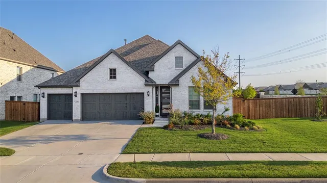 $640,000 | 2309 Red Tailed Hawk Lane, McKinney, TX 75071