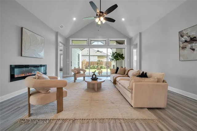 $640,000 | 2309 Red Tailed Hawk Lane, McKinney, TX 75071