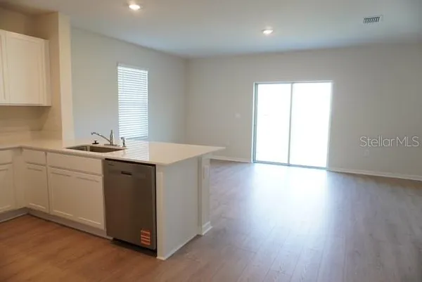 $2,500 | 4666 Stargazer Court, Palm Harbor, FL 34683